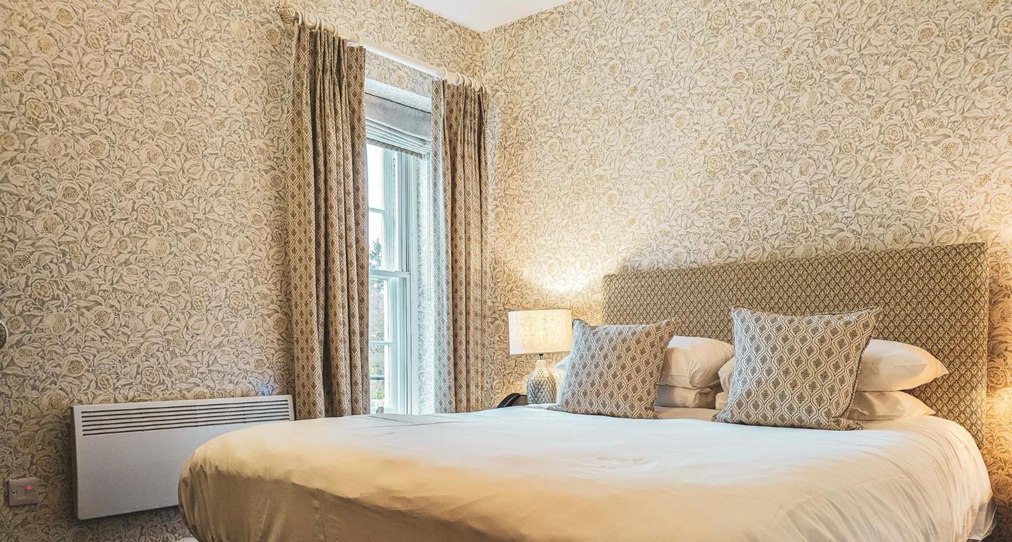 Three Salmons Hotel Usk Ngoại thất bức ảnh