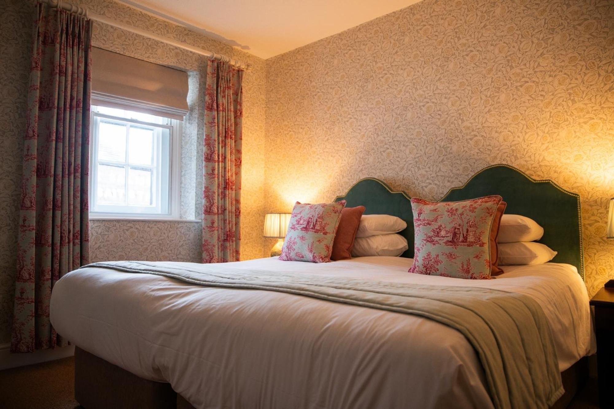 Three Salmons Hotel Usk Ngoại thất bức ảnh