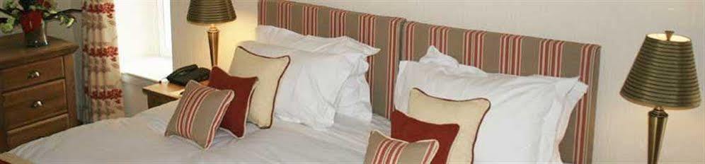 Three Salmons Hotel Usk Ngoại thất bức ảnh