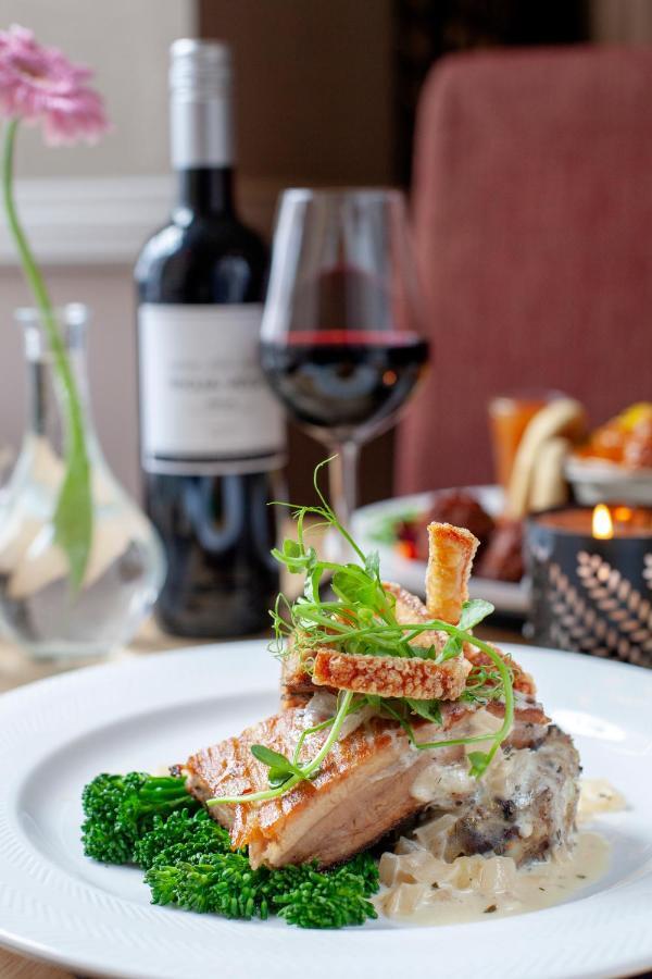 Three Salmons Hotel Usk Ngoại thất bức ảnh